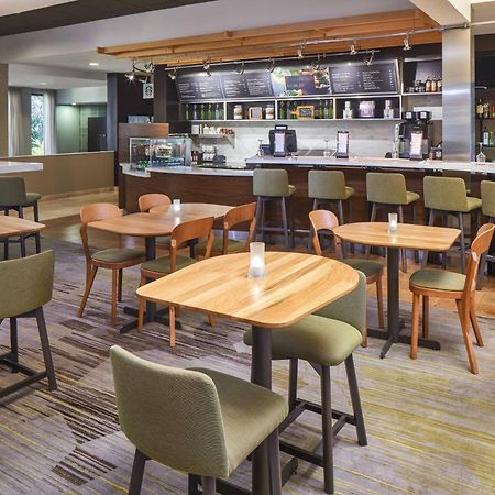 Courtyard By Marriott Orlando Airport Hotel Kültér fotó