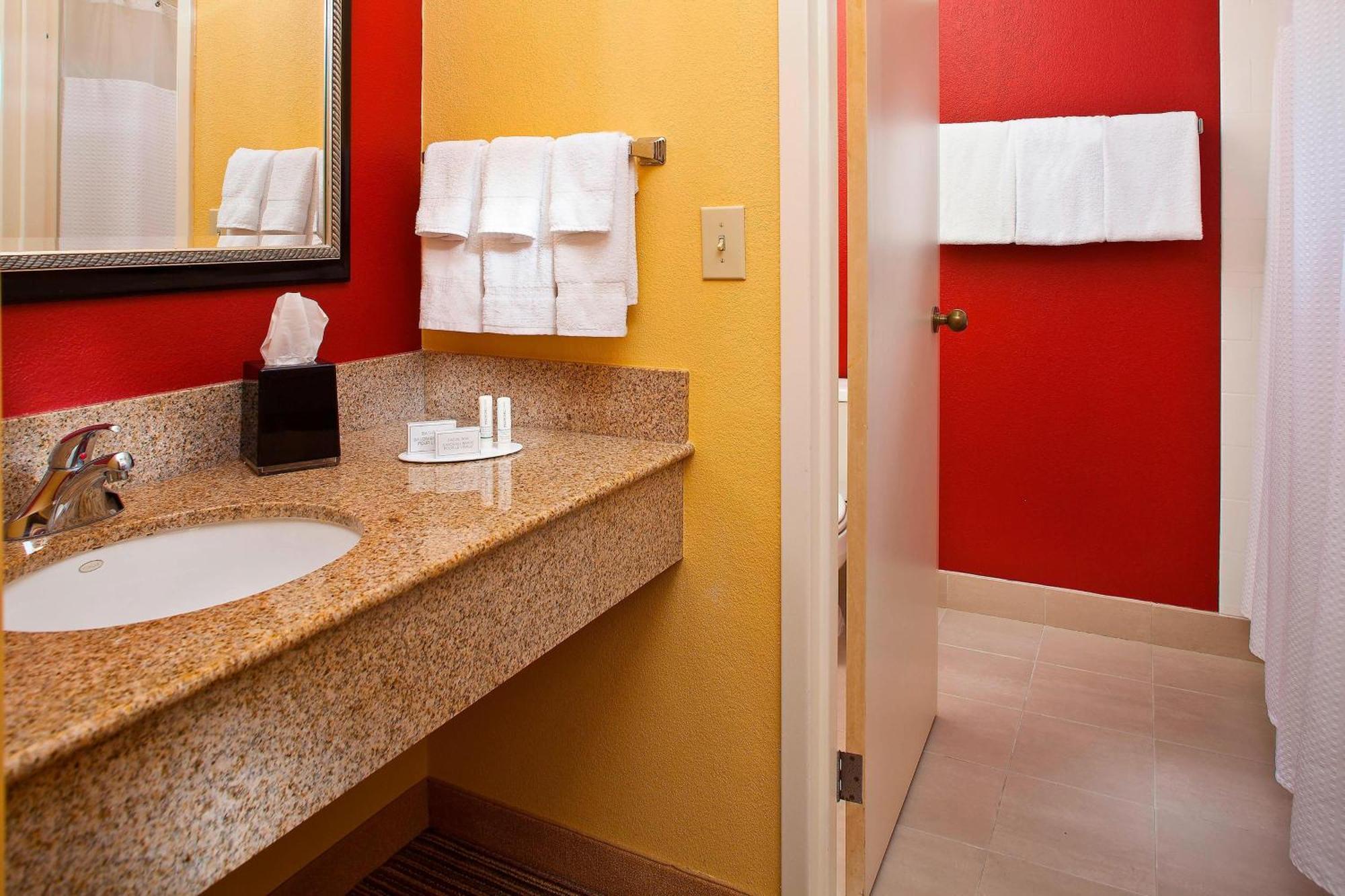 Courtyard By Marriott Orlando Airport Hotel Kültér fotó