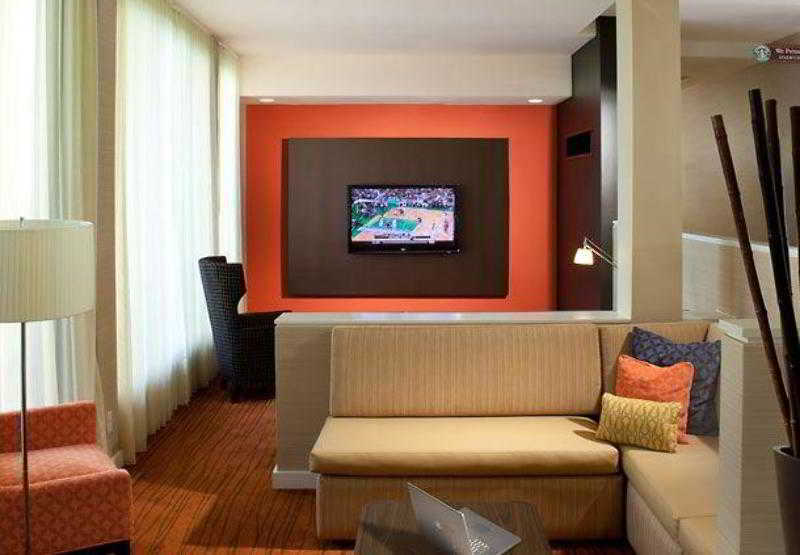 Courtyard By Marriott Orlando Airport Hotel Kültér fotó